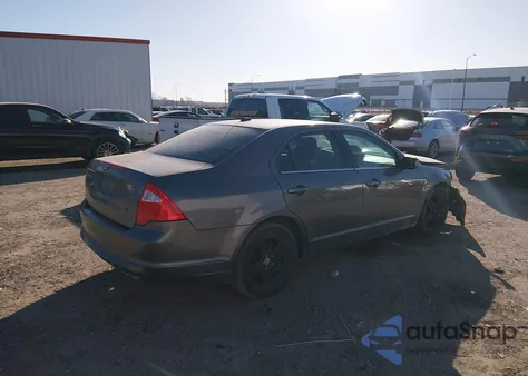 2010 Ford Fusion Se z USA, uszkodzony, nr VIN 3FAHP0HA8AR360796
